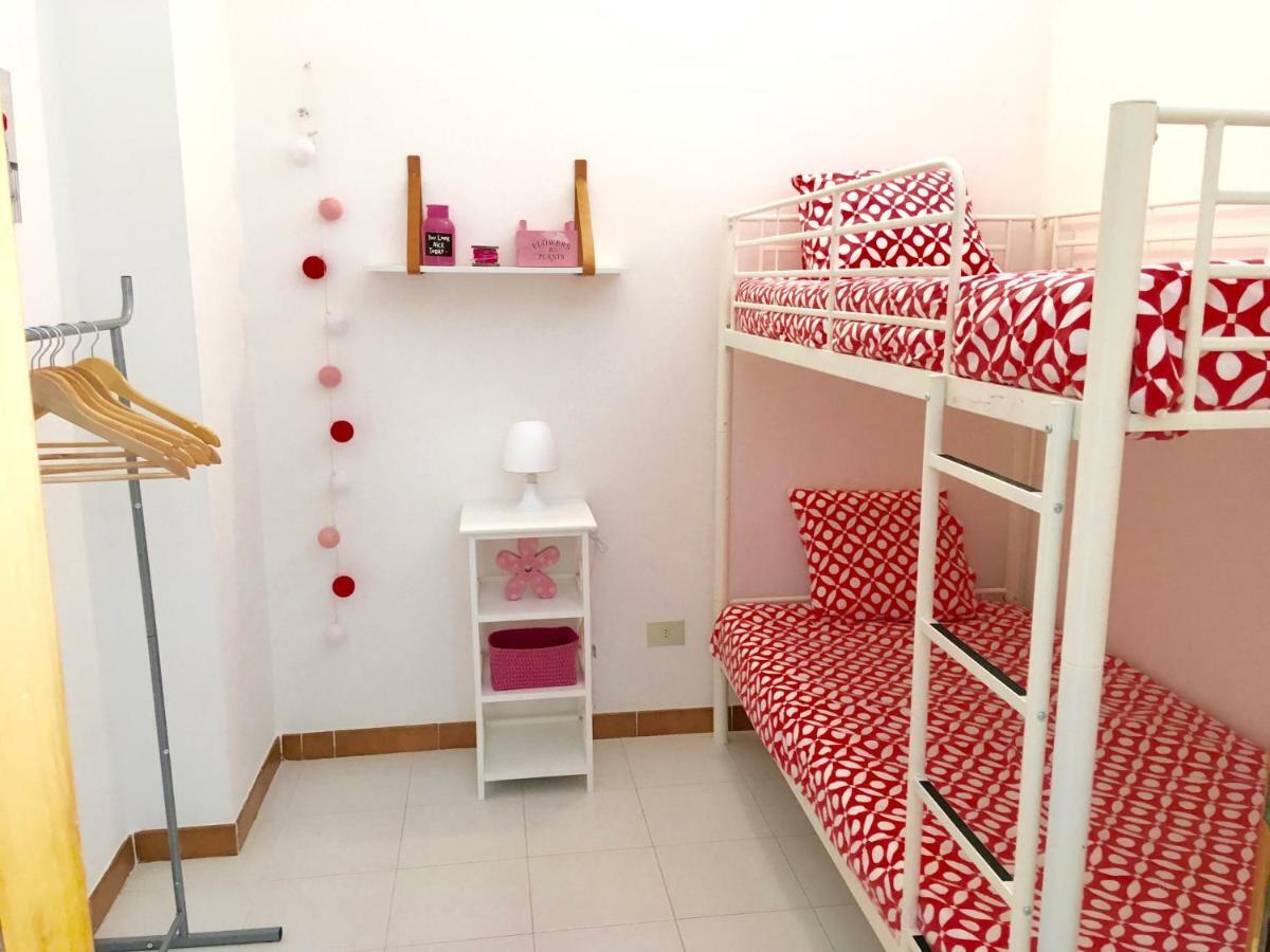 Apartament Lucia 150Mt From Beach 카스텔사르도 외부 사진